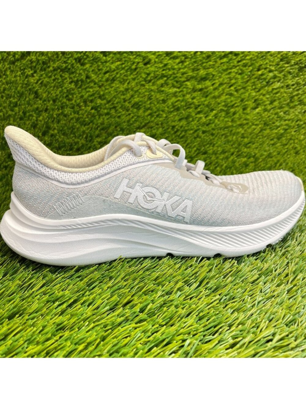 Hoka One One Solimar Womens Size 8.5 Light Gray Athletic Running Shoes Sneakers